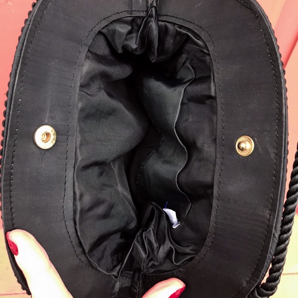 🚨 SOLD 🚨 Vintage Black Clasp Purse - Picture 5 of 5